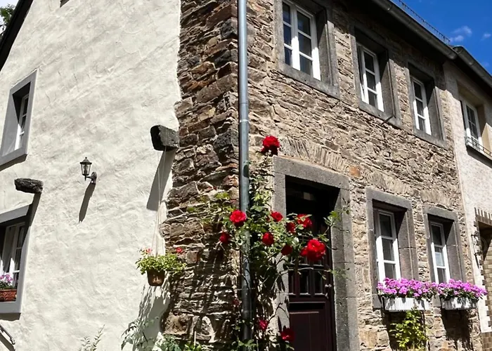 Ferienhaus In Der Ennejass Monreal